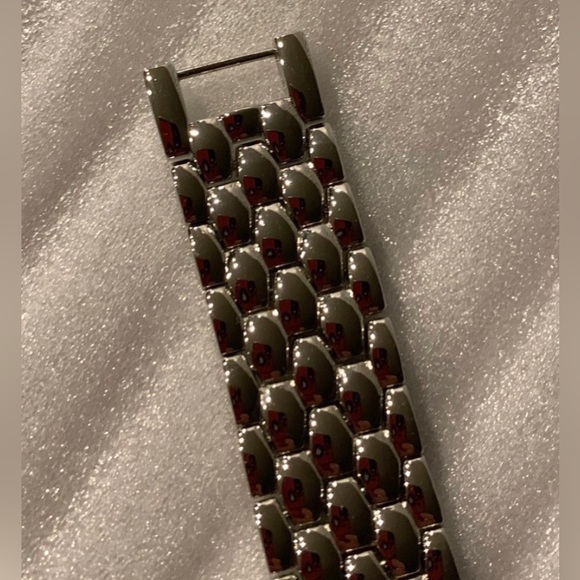 #J947 - Geneva Platinum Ladies Watch w/Floating Crystal Accents (NEW BATTERY) - Picture 7 of 13